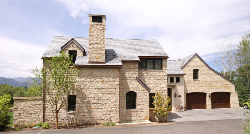 Aspen 100 Red Mountain Road view from east